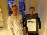 Frederikke og Signe klar til fastelavn